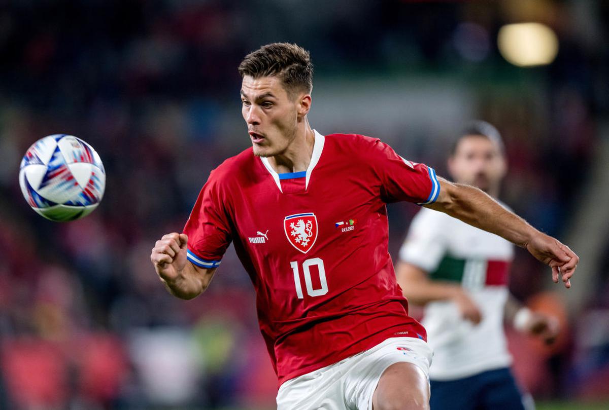 Camiseta de fútbol de la selección checa para la Eurocopa 1ª 2ª 2024